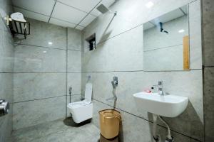 hotel the grand daksh somnath