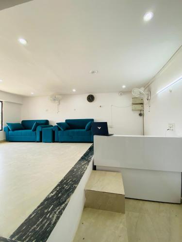 kingrama hotel