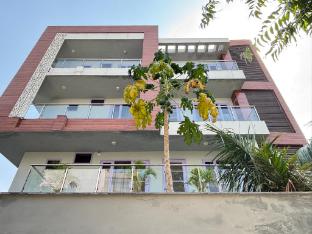 divine india hotel and service apartment noida 72 near medanta hospital and sector 51 62 metro