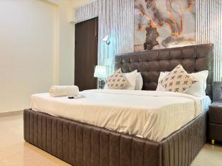 divine india hotel and service apartment noida 72 near medanta hospital and sector 51 62 metro