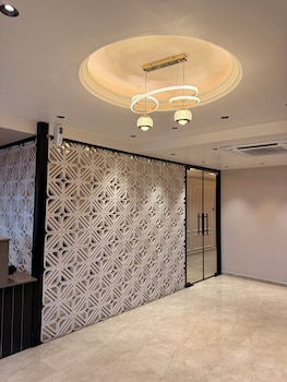 Hotel Presidency,,3 star