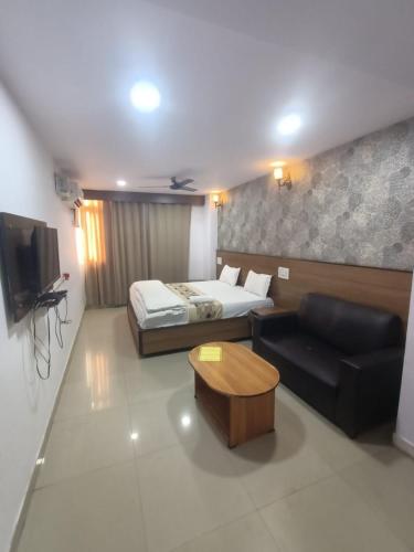 Hotel Grand Inn,,3 star