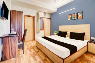 townhouse noida sector 16 metro station