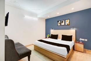 townhouse noida sector 16 metro station