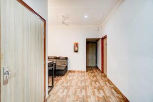townhouse noida sector 16 metro station