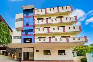 collection o kochi mary varkeys park