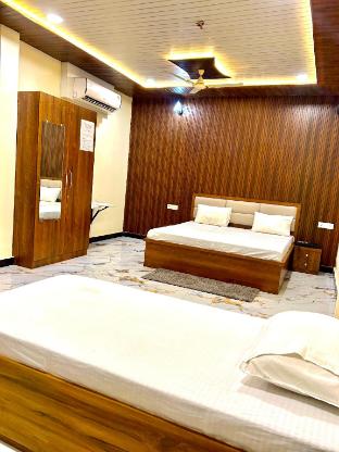 s r guest house