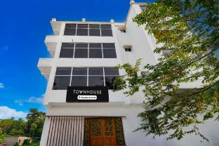 hotel o kolkata padmapukur lake