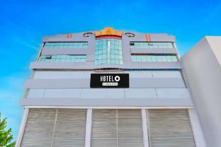 hotel o gopalapatnam railway station