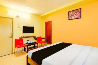 hotel o gopalapatnam railway station