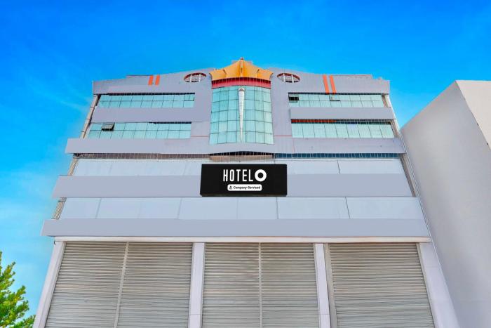 hotel o gopalapatnam railway station