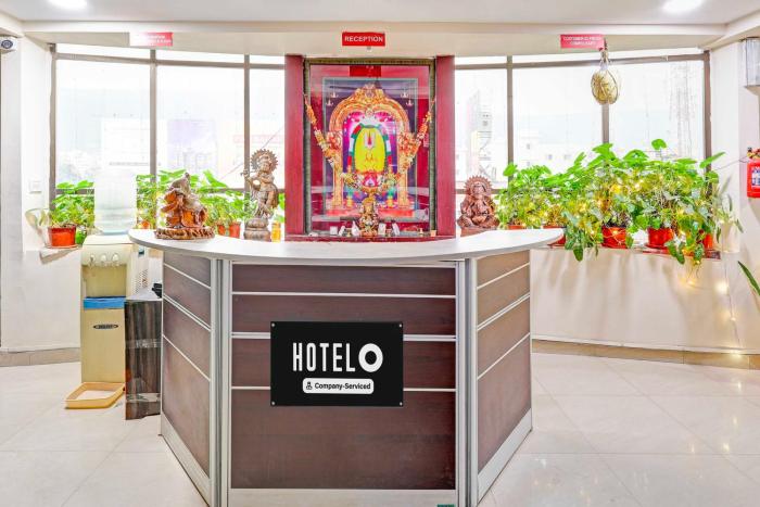 hotel o gopalapatnam railway station