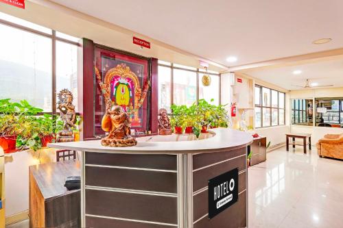hotel o gopalapatnam railway station