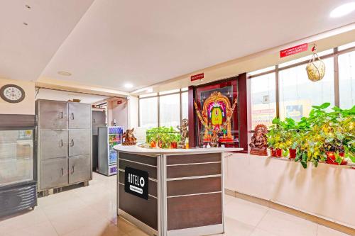 hotel o gopalapatnam railway station