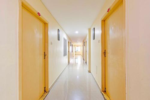 Hotel O Gopalapatnam Railway Station,Plot No 58-1-284,Ganesh Colony,Visakhapatnam,Andhra Pradesh,530027,India,4 star