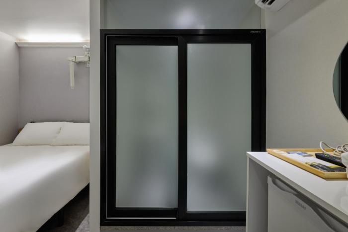 halfrest hostel jongno insa