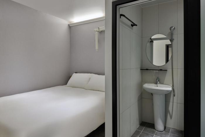 halfrest hostel jongno insa