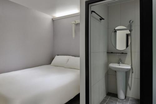 halfrest hostel jongno insa