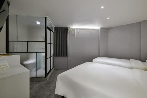 halfrest hostel jongno insa