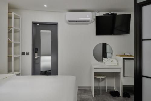 halfrest hostel jongno insa