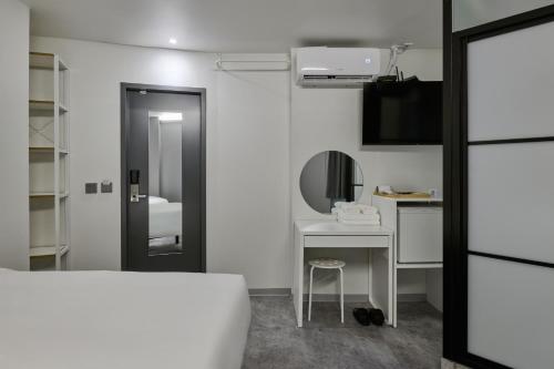 halfrest hostel jongno insa