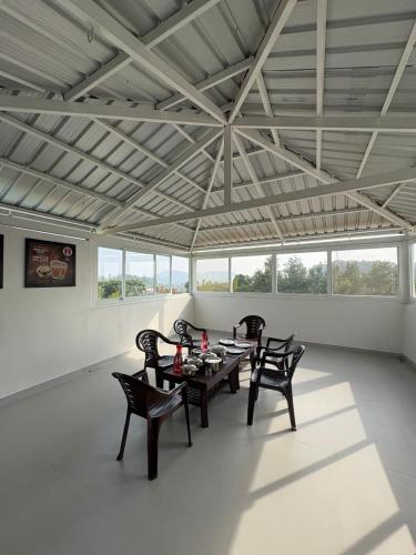 yercaud rathna residency