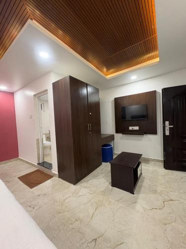 yercaud rathna residency