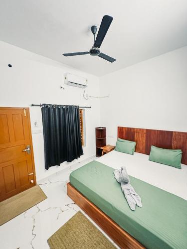 kuma surf house