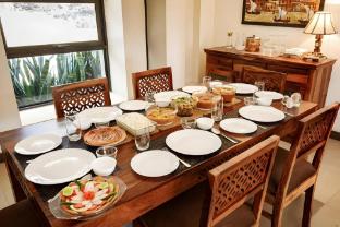 4 lake view manesar golf villa