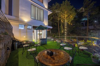 the chalet homestay