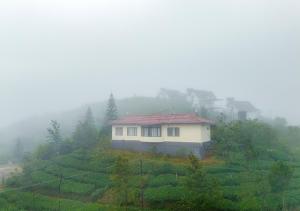 aruvi vagamon by voye homes