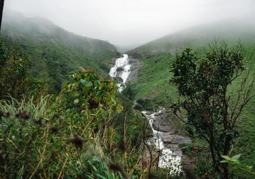 aruvi vagamon by voye homes