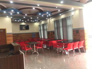 7 oaks barkot by stayapart
