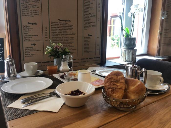 hotel bayerischer hof