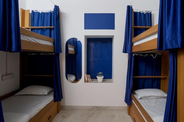 white poppy lake side hostel