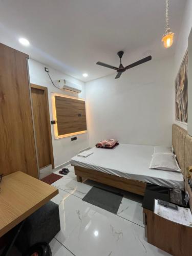 mahaveer lodge