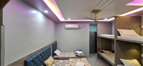 kashi om vilas homestay