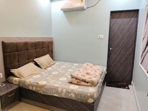 kashi om vilas homestay