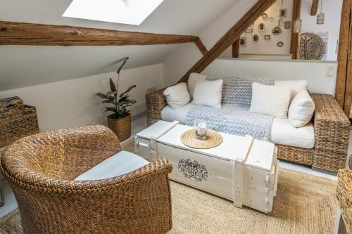 Les Logis Du Printemps - Au P'tit Bonheur De Laura,,4 star