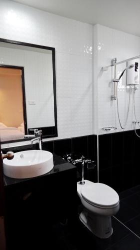 basic line hotel at loikroh