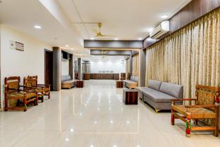 Hotel O By Oyo R Johnson,Plot No. 134Newton, Street No. 92,4 star