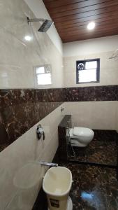 hotel grand lushwood