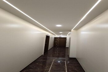 hotel grand lushwood