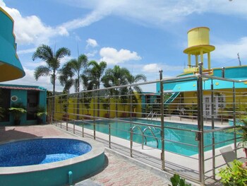 Star Resort,,3 star