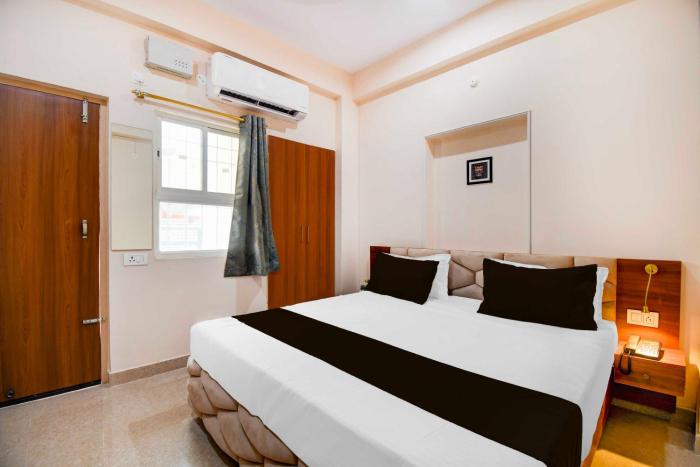 townhouse oak townhouse oak kumhrar archeological park hotel k