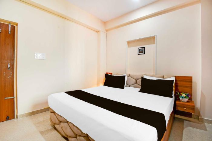 townhouse oak townhouse oak kumhrar archeological park hotel k