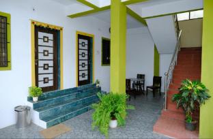 aashray guestroom