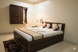 sidhivinayak resort devbag sangam beach