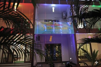 sidhivinayak resort devbag sangam beach