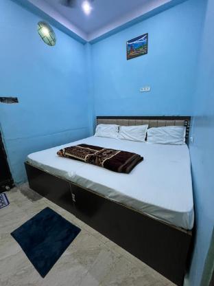 kanha p guest house